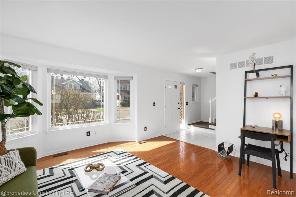 420 W TROY Street, Ferndale, MI 48220 — Photo 6