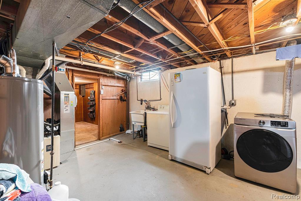 910 Dell Avenue, Flint, MI 48507 — Photo 15