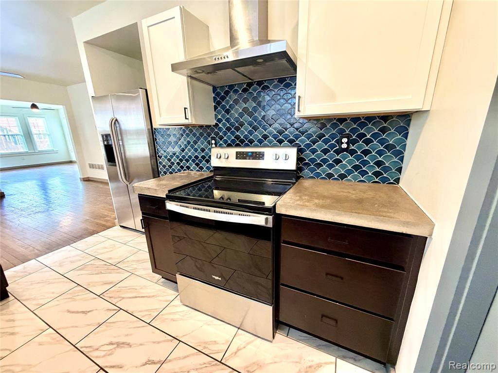 2045 Calvert Street, Detroit, MI 48206 — Photo 5