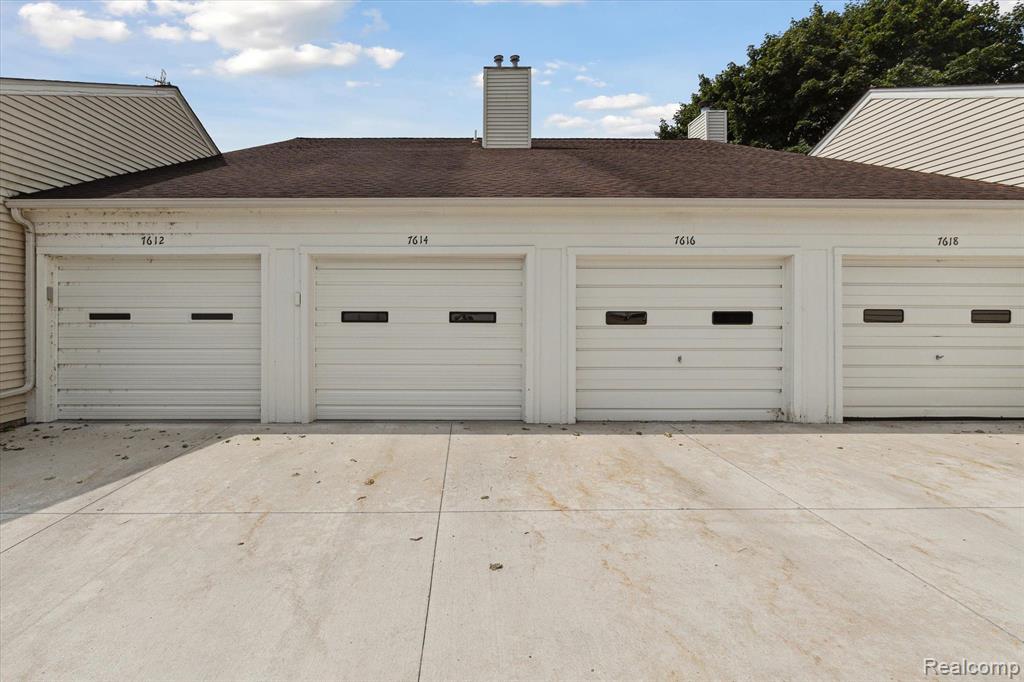 7614 WOODVIEW Drive, 22, Waterford, MI 48327 — Photo 21
