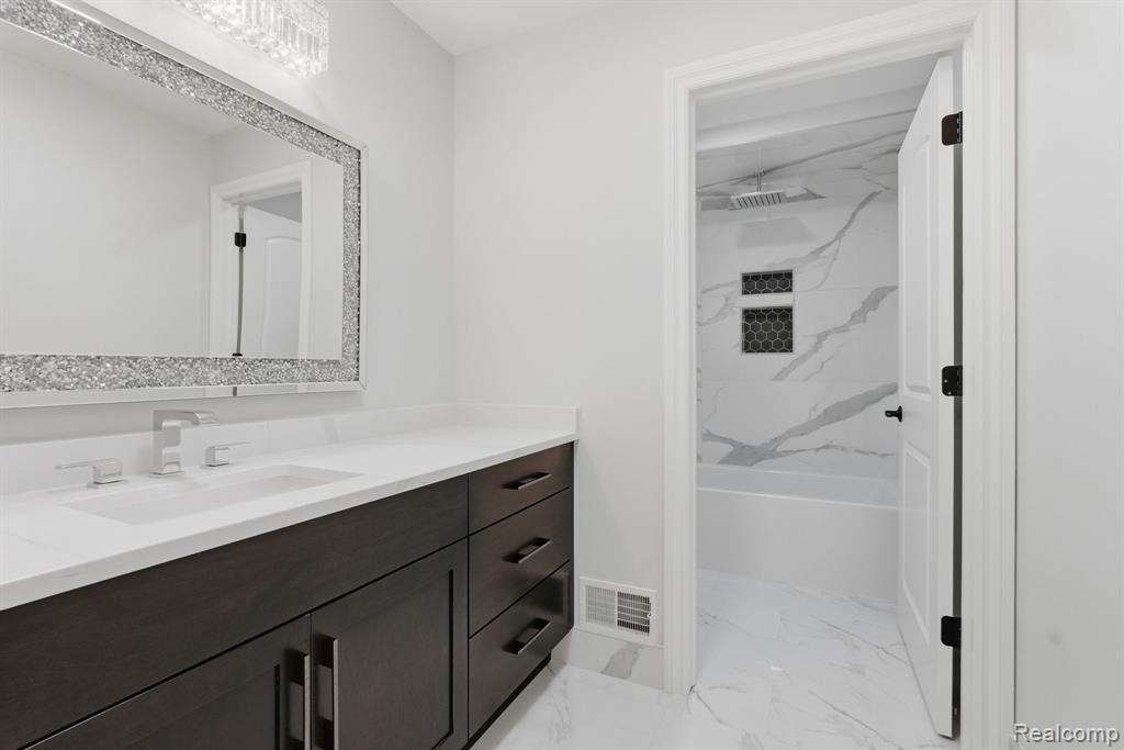 8844 Ridge Drive, Washington, MI 48095 — Photo 32