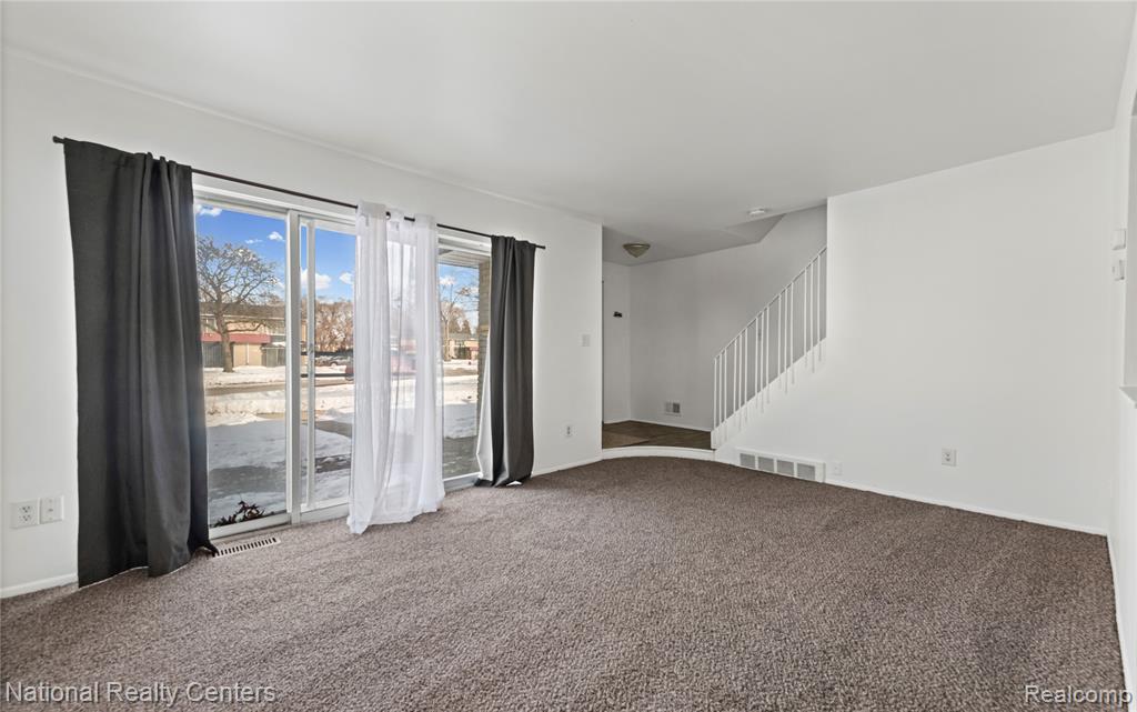 8232 Karam Boulevard, 1, Warren, MI 48093 — Photo 3