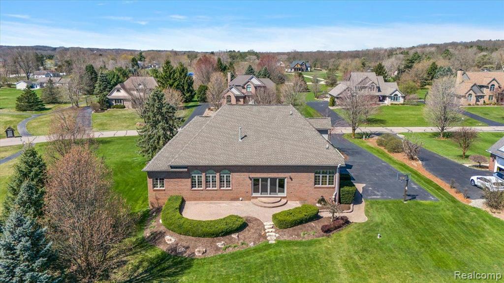 8449 S SHORE Drive, Clarkston, MI 48348 — Photo 6