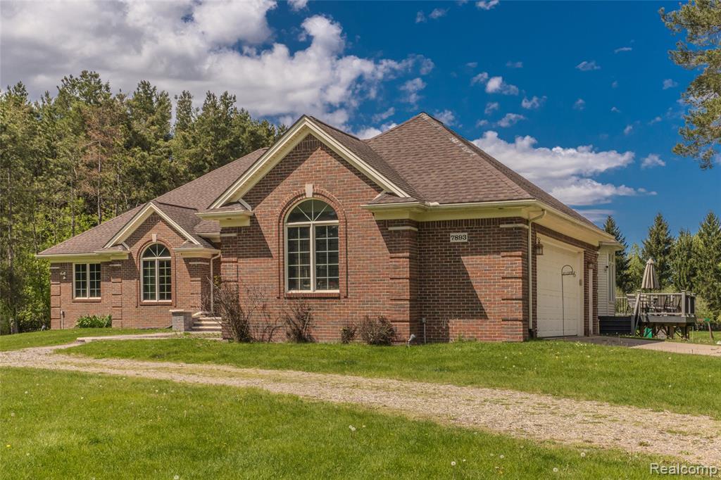 7893 Lantern Drive, Almont, MI 48003 — Photo 6