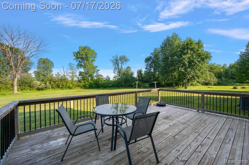 6925 Smiths Creek Road, MI — Photo 35