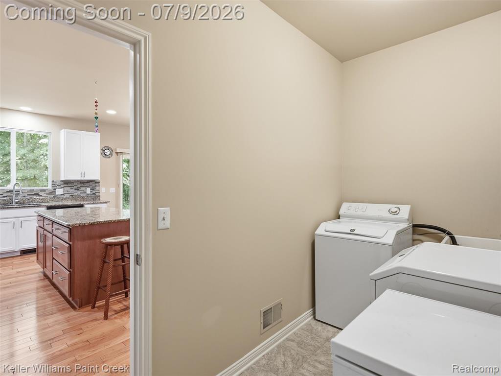 846 Monterey Lane, Rochester Hills, MI 48307 — Photo 19