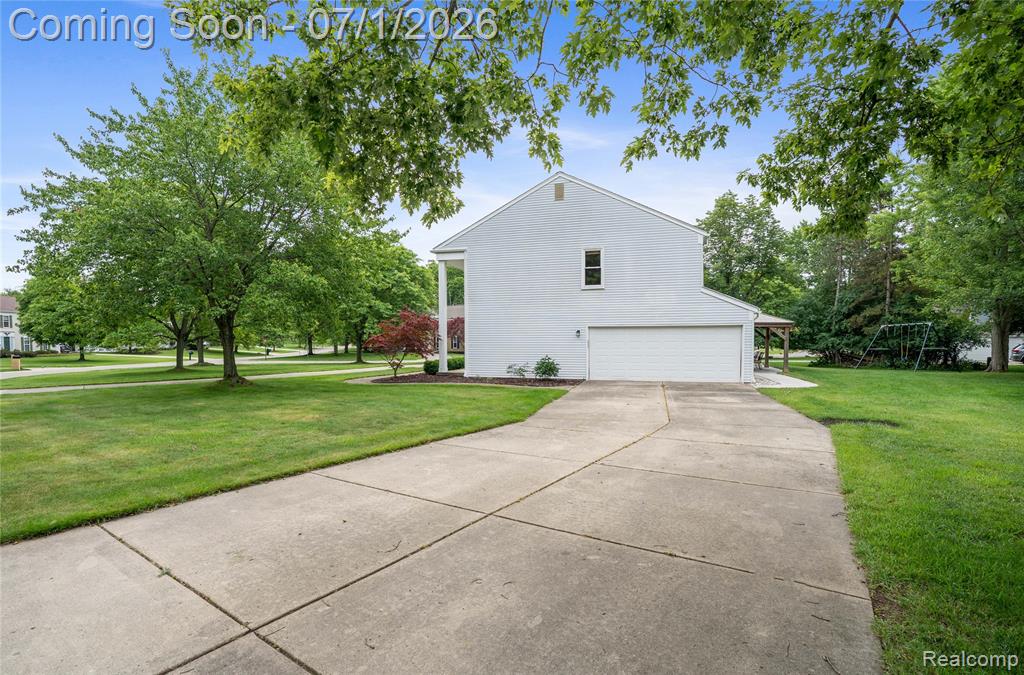 5441 Langlewood Drive, West Bloomfield, MI — Photo 49