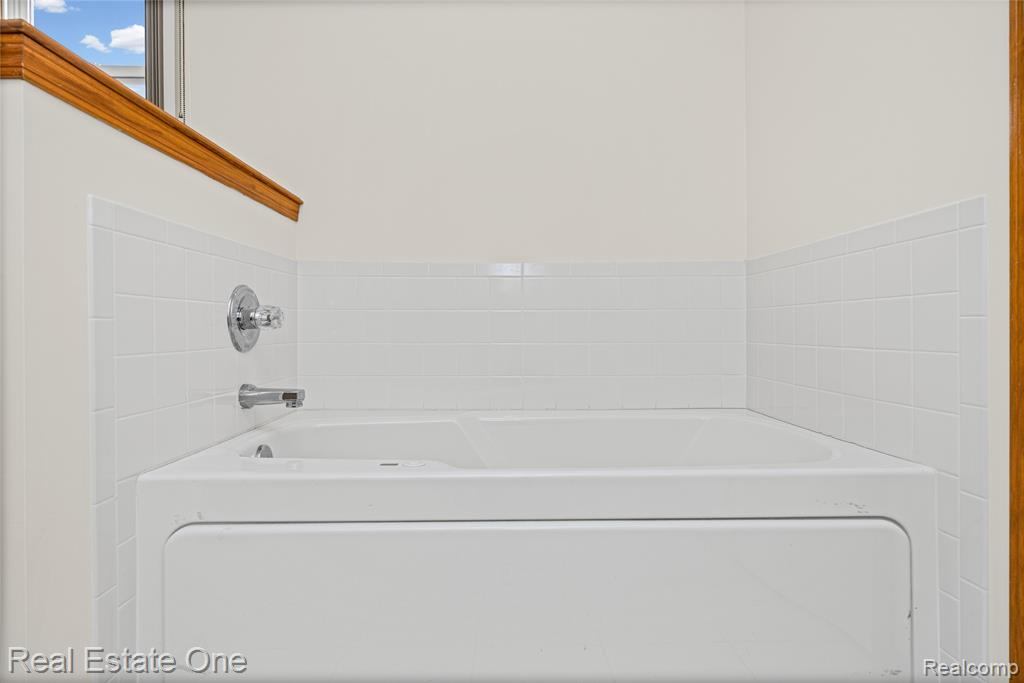 4438 Great Oaks Drive, Grand Blanc, MI 48439 — Photo 36