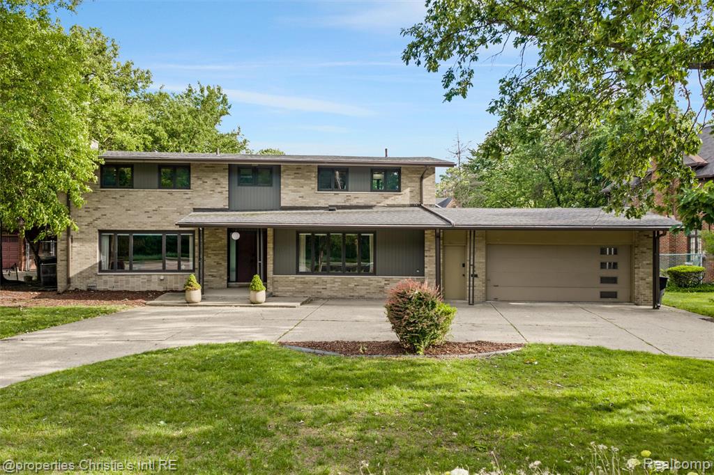 2771 W 7 Mile Road, Detroit, MI 48221