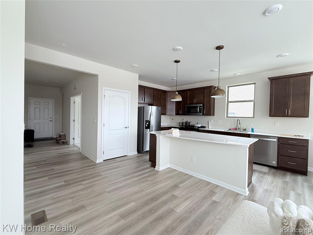 712 W Spaniel Drive, Ann Arbor, MI 48108 — Photo 5
