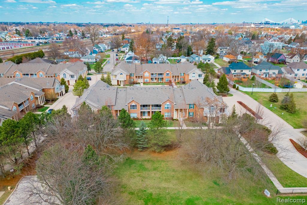 491 MULBERRY Street, Wyandotte, MI 48192 — Photo 33