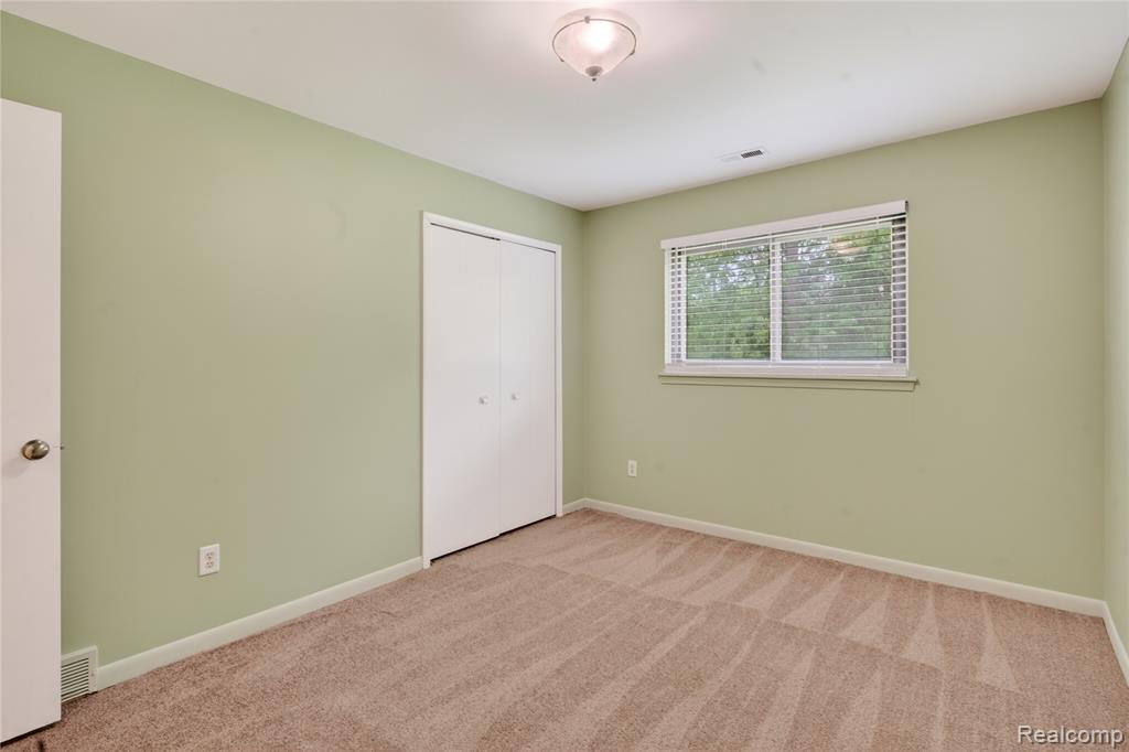 10228 Nancys Boulevard, Grosse Ile, MI 48138 — Photo 16