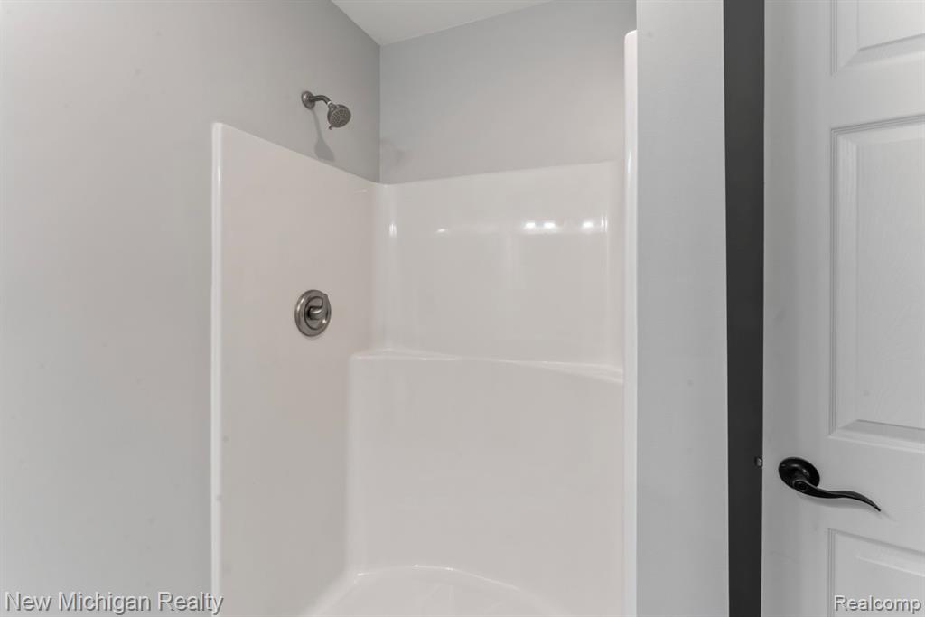 6239 Grange Hall Road, Holly, MI 48442 — Photo 21