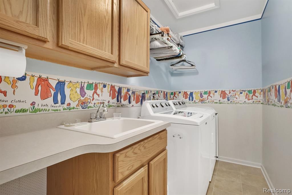44347 LA DOMAIN Drive, Sterling Heights, MI 48314 — Photo 32