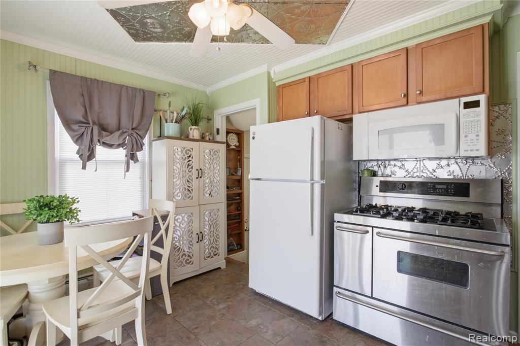 4300 Edmund Street, Wayne, MI 48184 — Photo 17