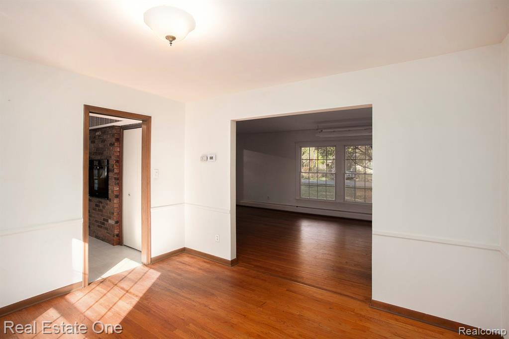 5593 Northcote, West Bloomfield, MI — Photo 7