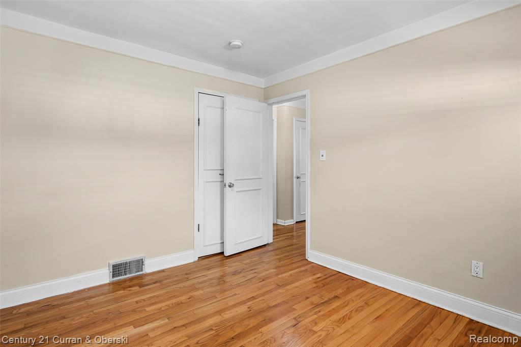 7428 Kingsbury, Dearborn Heights, MI 48127 — Photo 15