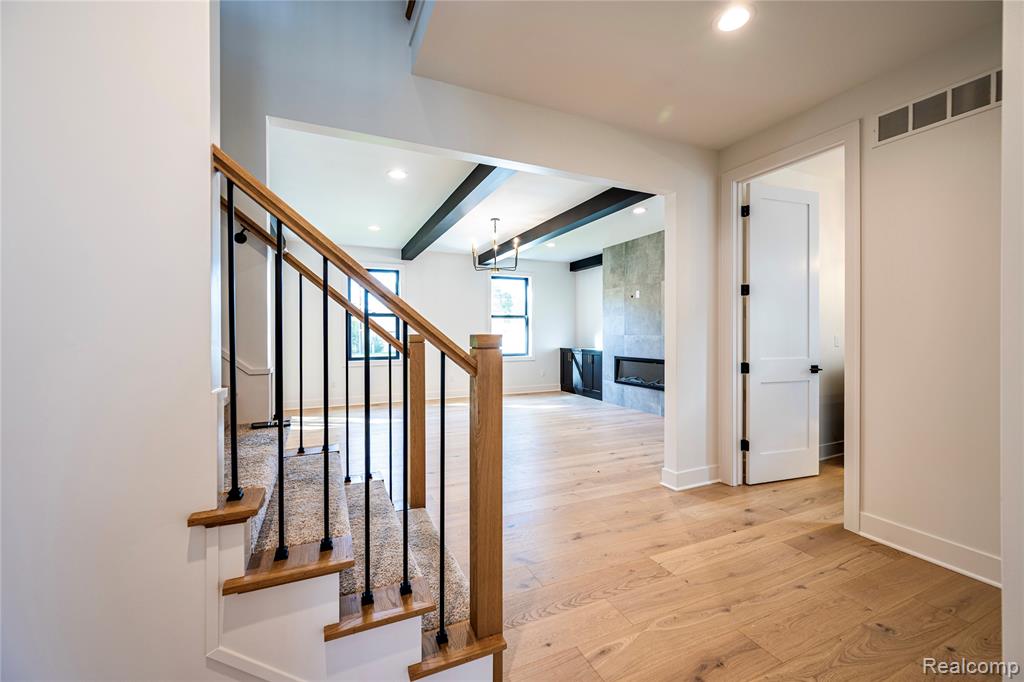 4101 Devon Road, Royal Oak, MI 48073 — Photo 12
