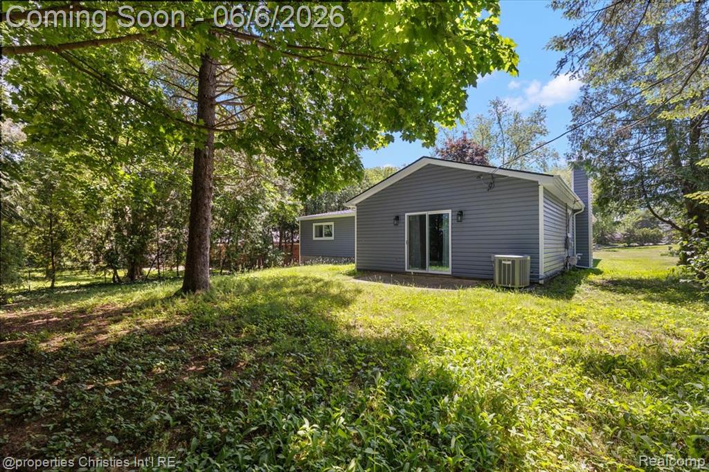2255 Bedford Road, Bloomfield Hills, MI 48302 — Photo 7
