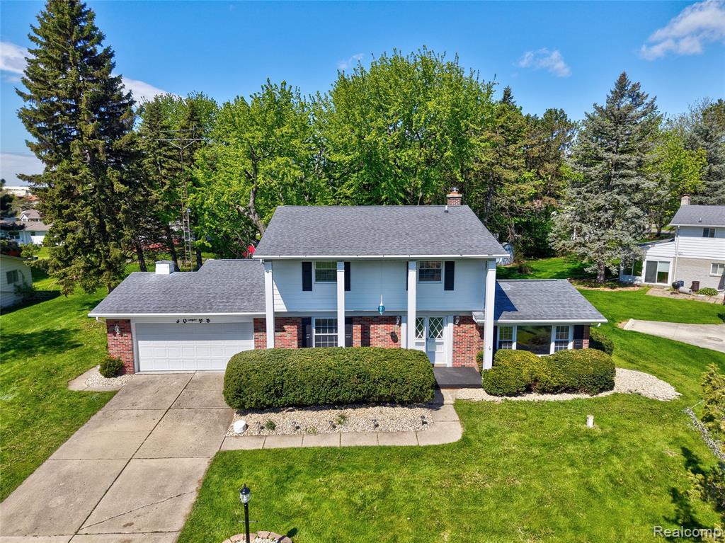 3098 Wagon Trail, Flint, MI 48507 — front exterior