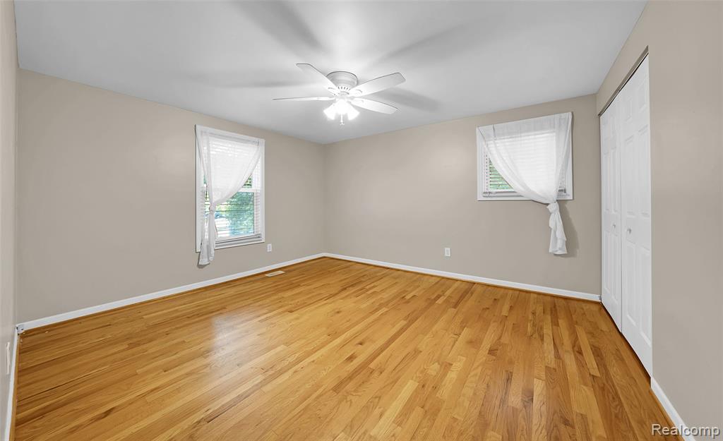 2880 Wareing Drive, Orion, MI — Photo 25