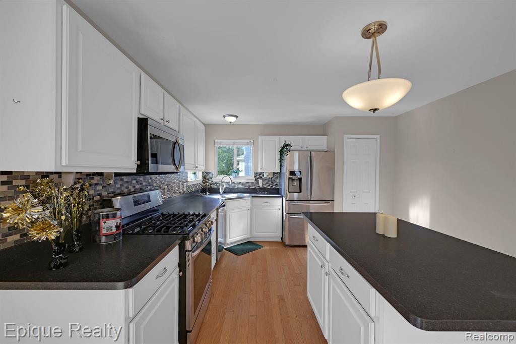1735 Savannah Lane, Superior, MI 48198 — Photo 15