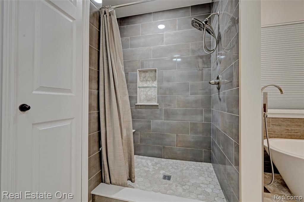 545 Sandhurst Street, Oxford, MI 48371 — Photo 30