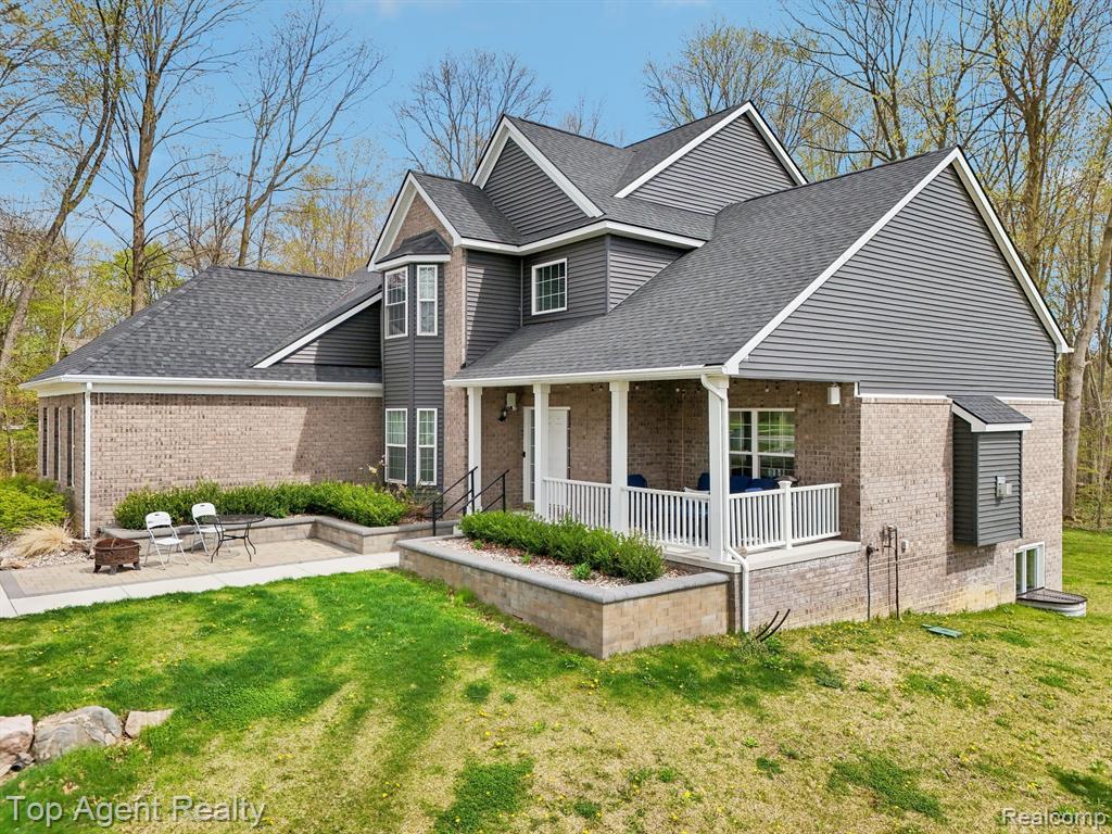 59419 DEER HAVEN Drive, South Lyon, MI 48178 — Photo 44