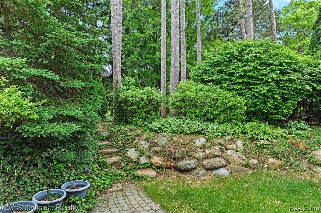 52890 Seven Oaks Drive, Shelby Twp, MI 48316 — Photo 50