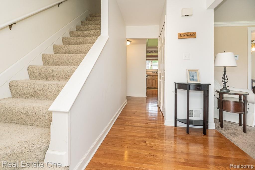 42514 Freeport Drive, Sterling Heights, MI 48313 — Photo 6