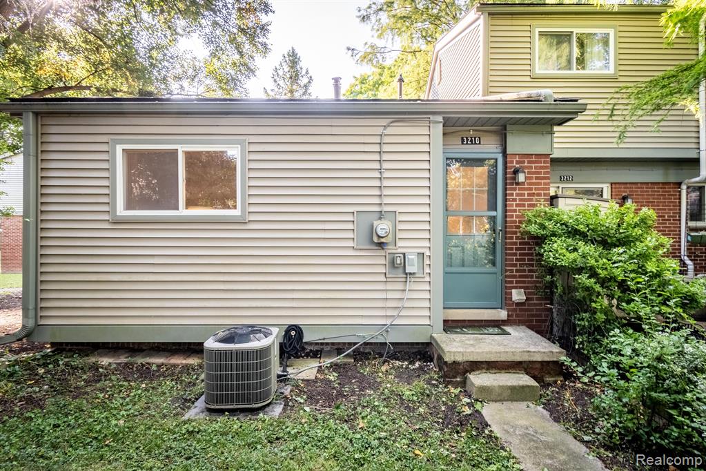 3210 Williamsburg Road, #89, Ann Arbor, MI 48108 — Photo 2