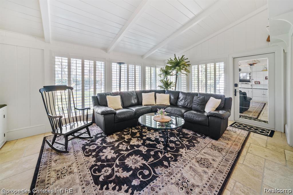 6050 W Surrey Road, Bloomfield Hills, MI 48301 — Photo 15