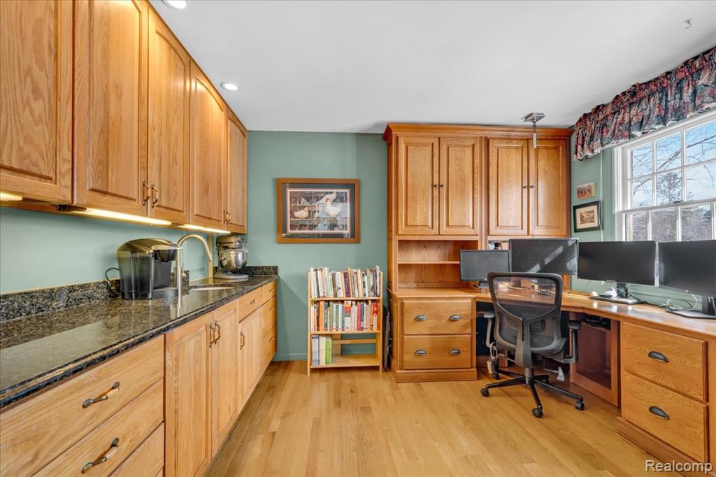 5815 Beechview Drive, Rochester, MI 48306 — Photo 11