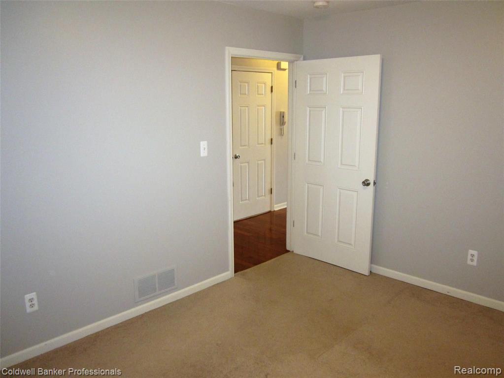 614 E Eleven Mile Road, Royal Oak, MI 48067 — Photo 24