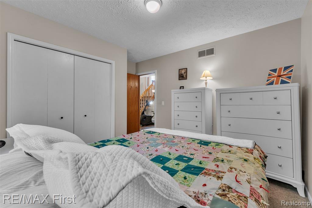 6547 Scenic Pines Court, Clarkston, MI — Photo 34