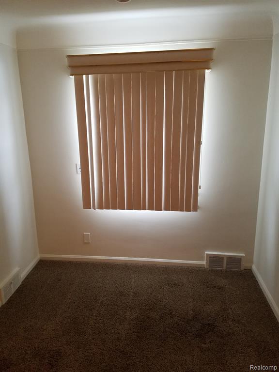 12835 W Parkway Street, Detroit, MI 48223 — Photo 13