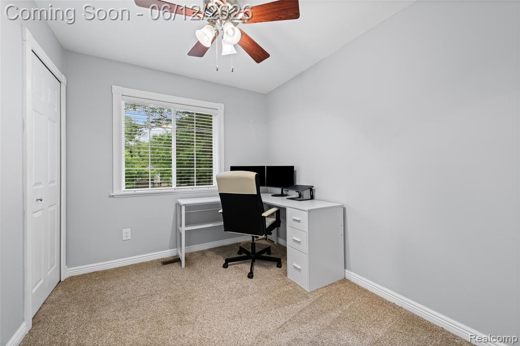 2904 Sun Terrace Drive, Hartland, MI 48353 — Photo 19