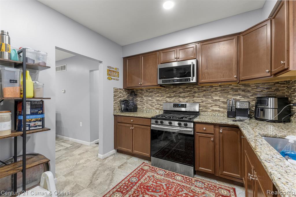 7925 Pinehurst Street, Dearborn, MI 48126 — Photo 14