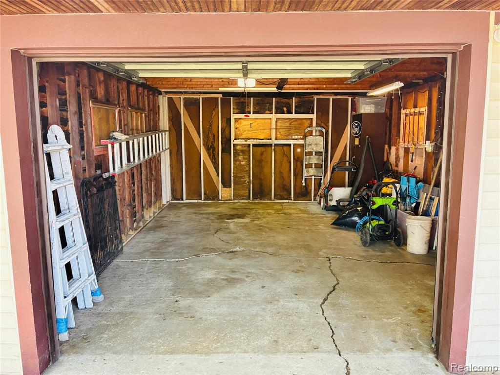 2203 White Avenue, Lincoln Park, MI 48146 — Photo 38