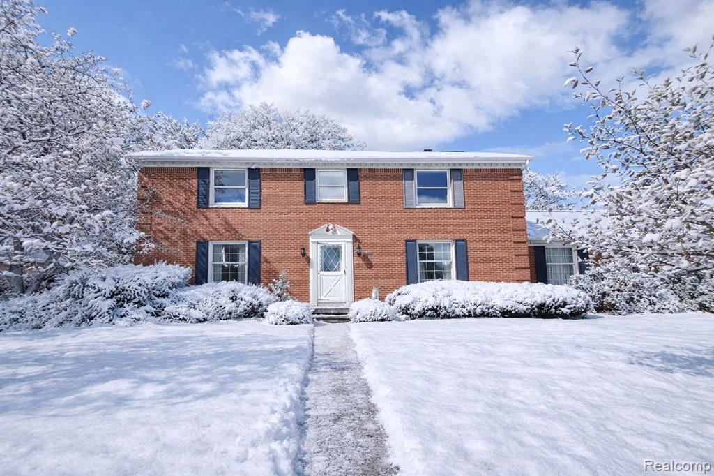 8276 Appleway Drive, Grand Blanc, MI 48439 — Photo 3