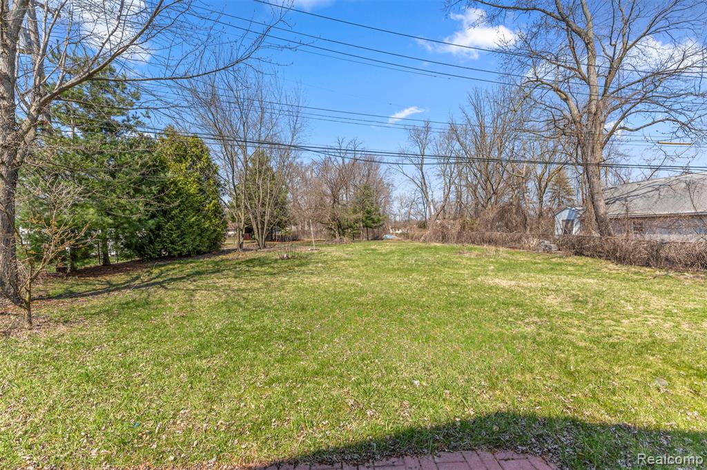 29940 Bock Street, Garden City, MI — Photo 15