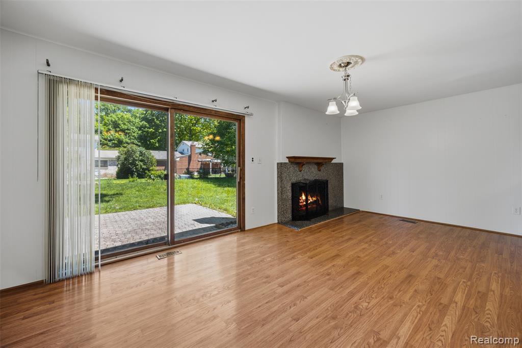 14018 Greentrees Street, Riverview, MI 48193 — Photo 20