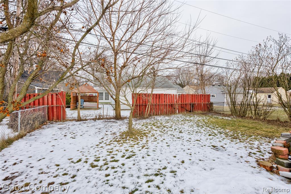 706 N Vermont Avenue, Royal Oak, MI 48067 — Photo 42