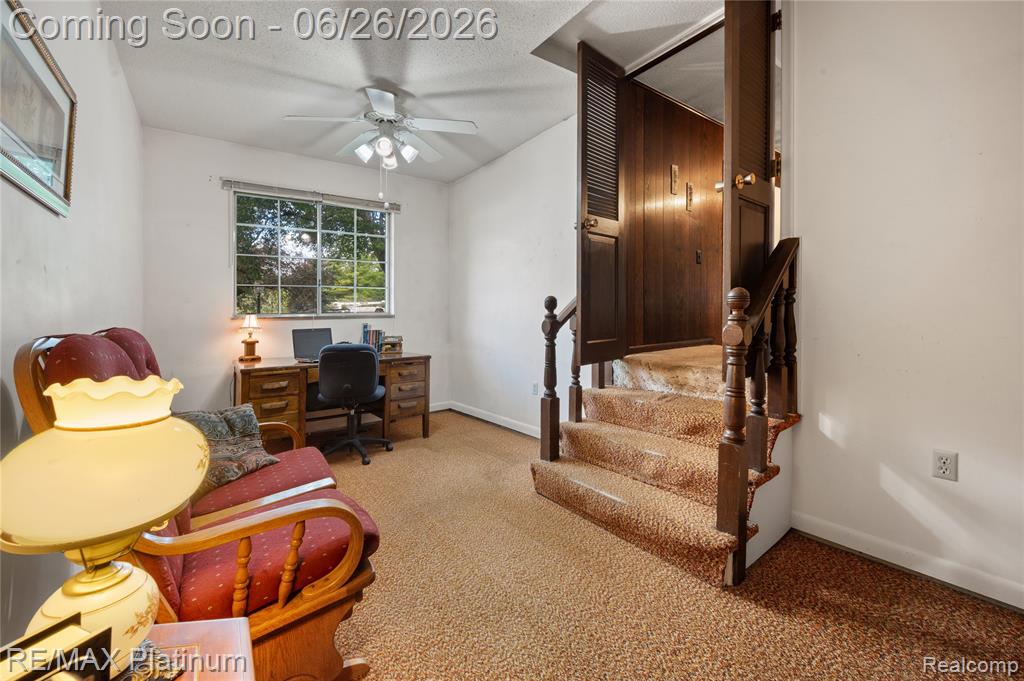 9460 Deer Park Court, Fenton, MI 48430 — Photo 25