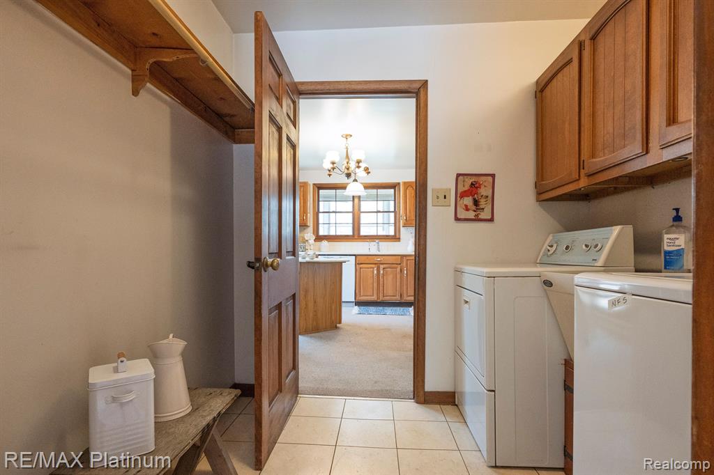 565 SLEAFORD Road, Howell, MI 48843 — Photo 19