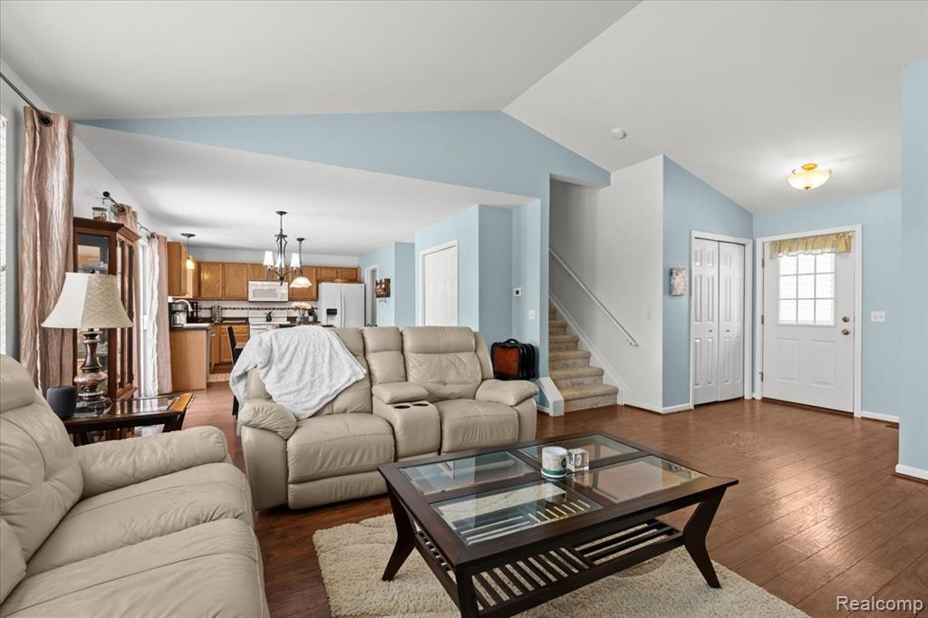 5071 Meadow Crest Circle, Holly, MI 48442 — Photo 7