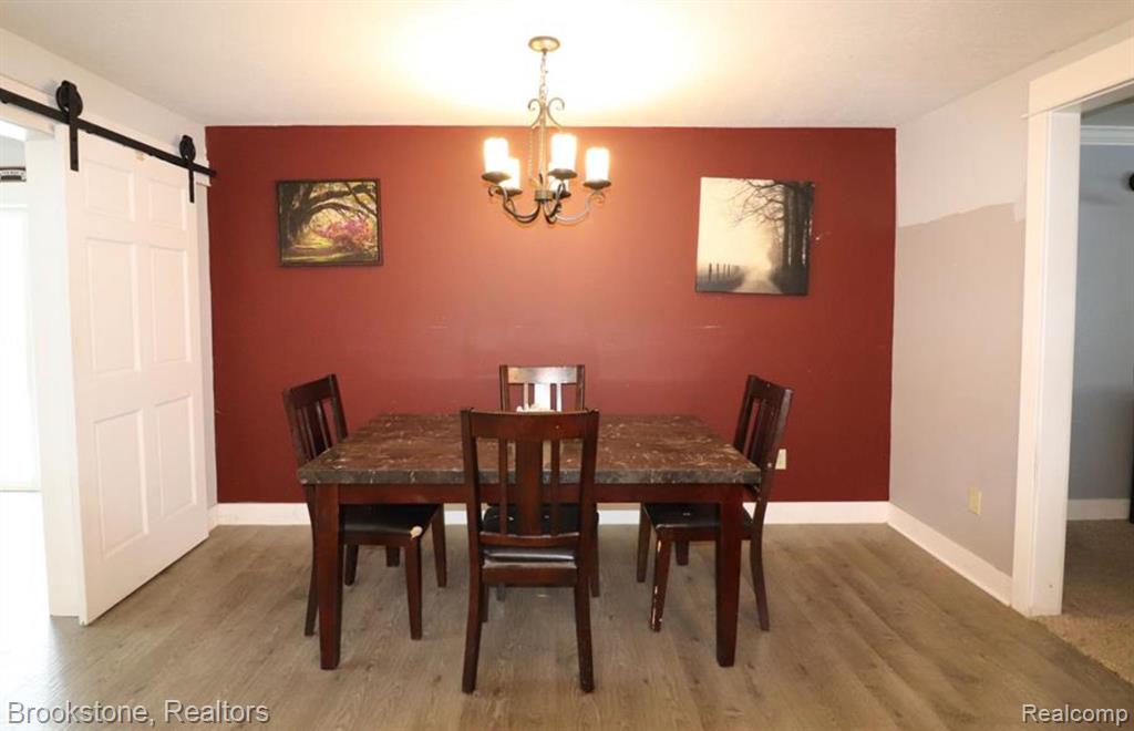 554 SHERIDAN Road, Jackson, MI 49203 — Photo 8