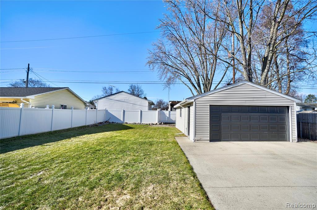 5354 Winshall Drive, Swartz Creek, MI 48473 — Photo 53