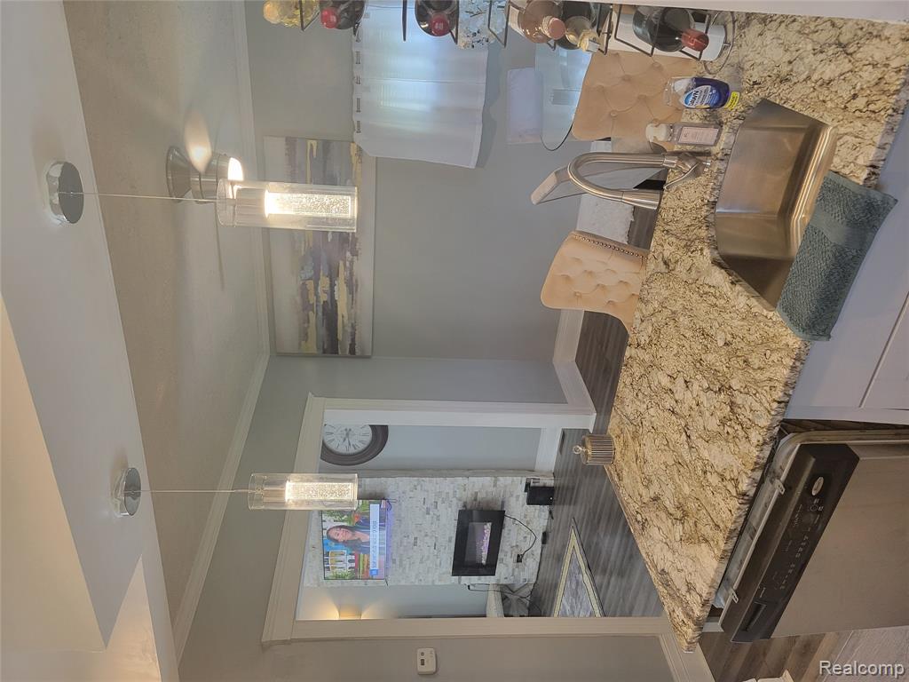 4408 Pennsylvania Street, Detroit, MI 48214 — Photo 10