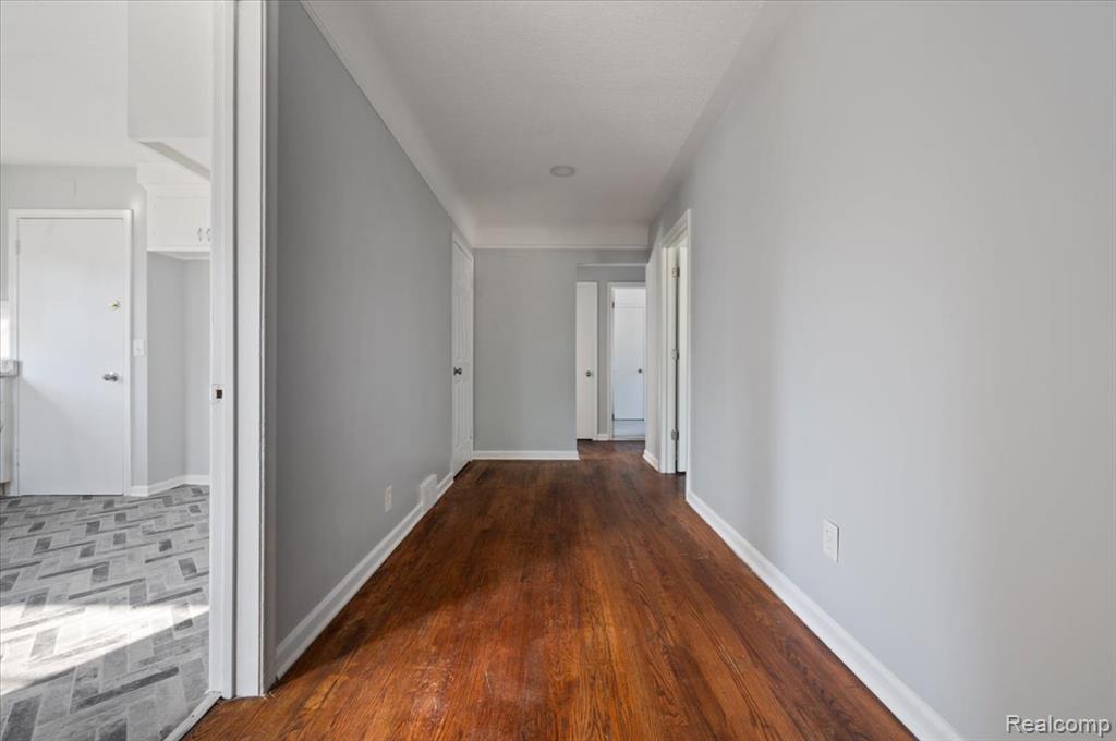 5500 Chalmers Street, Detroit, MI 48213 — Photo 14